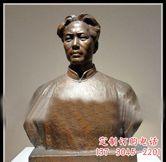 常州青年毛主席胸像铜雕:一份永恒的礼物