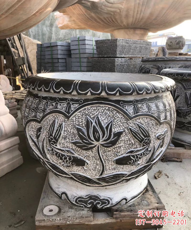 常州青石仿古荷花水缸雕塑