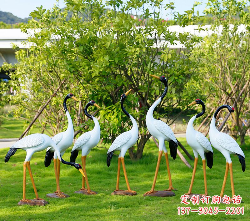 常州若尔盖草原仙鹤,瑰丽雕塑令人驻足