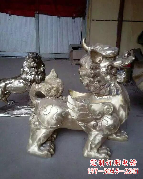 常州中领雕塑:貔貅铜雕精致雕塑