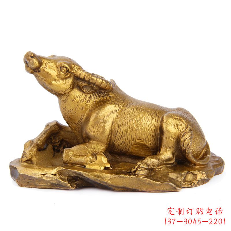 常州优雅高贵的铸铜牛雕塑