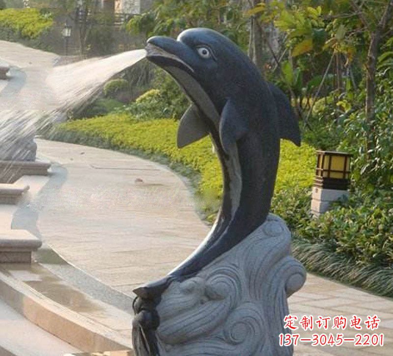 常州海豚雕塑:惊艳世间,把精灵捧在掌心
