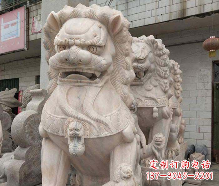 常州寺庙景观晚霞红狮子石雕