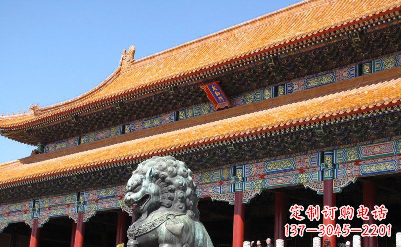 常州寺庙门口青铜狮子雕塑