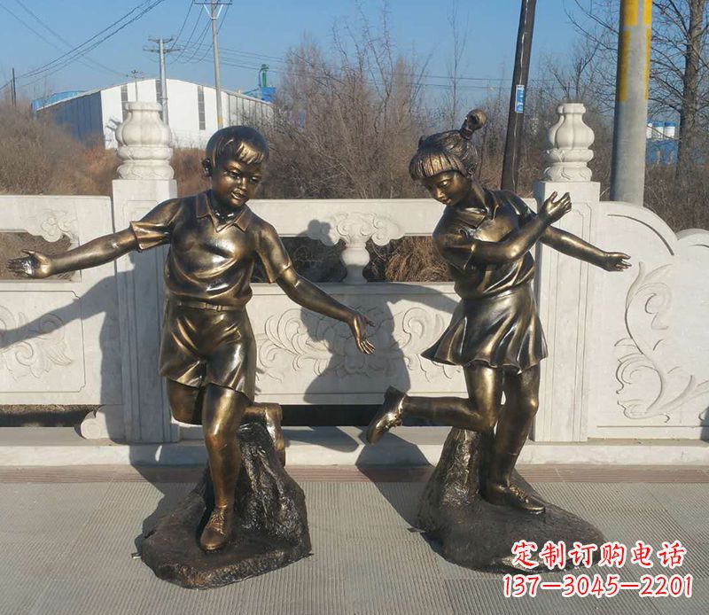 常州踢毽子的儿童铜雕