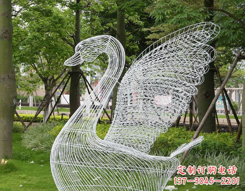 常州天鹅镂空不锈钢雕塑