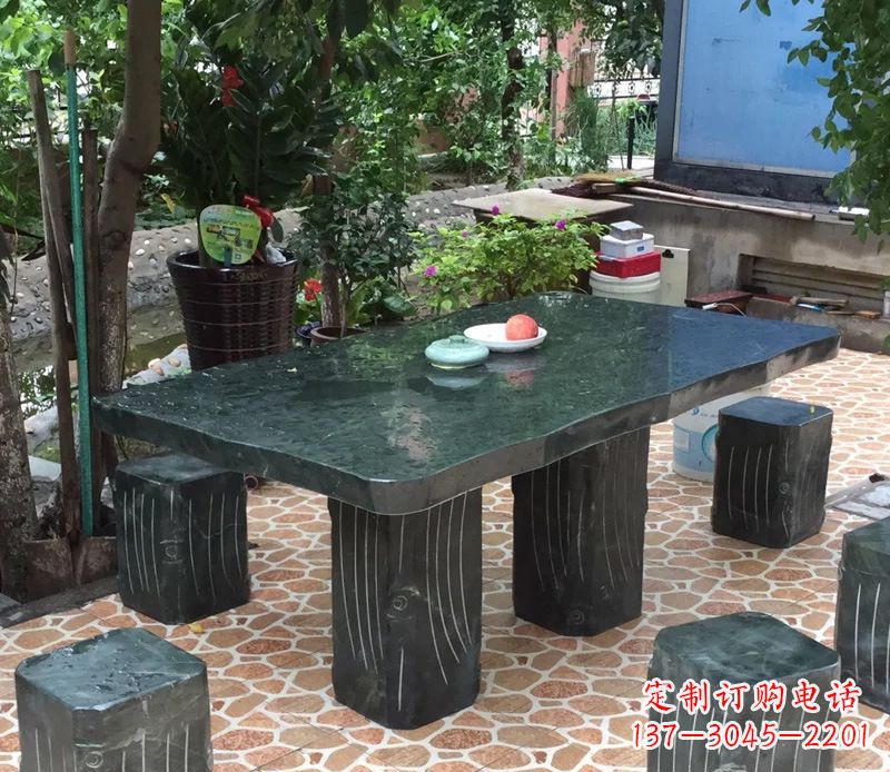 常州庭院长方形石桌凳雕塑