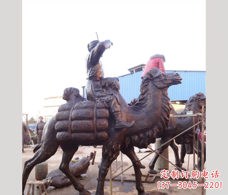 常州铜雕广场骑骆驼雕塑
