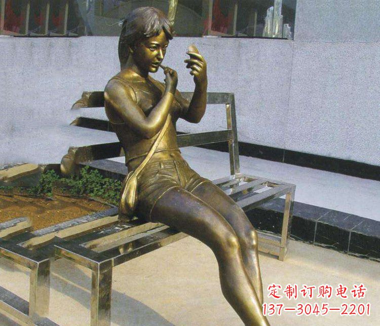 常州铜雕商业街化妆女孩人物雕塑
