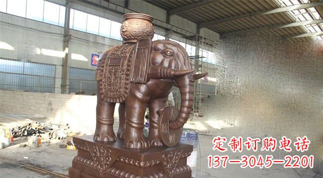 常州驮宝大象铜雕