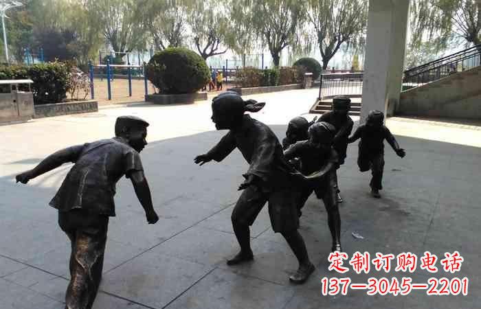 常州玩老鹰捉小鸡的儿童铜雕222