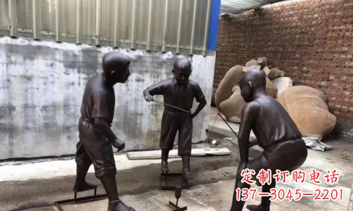 常州玩陀螺人物铜雕 (2)