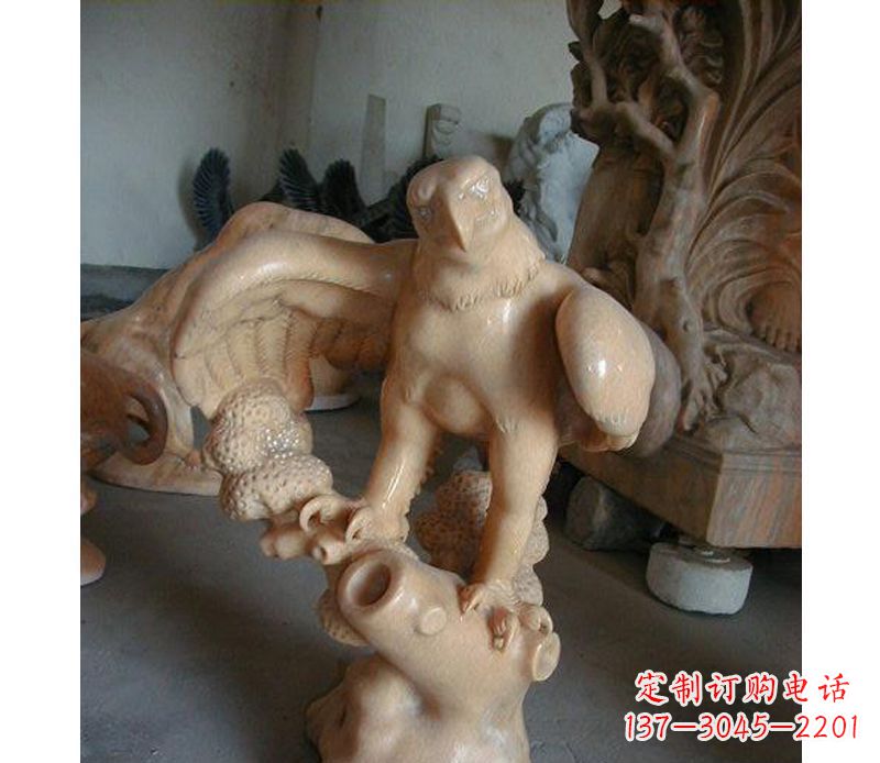常州晚霞红老鹰石雕