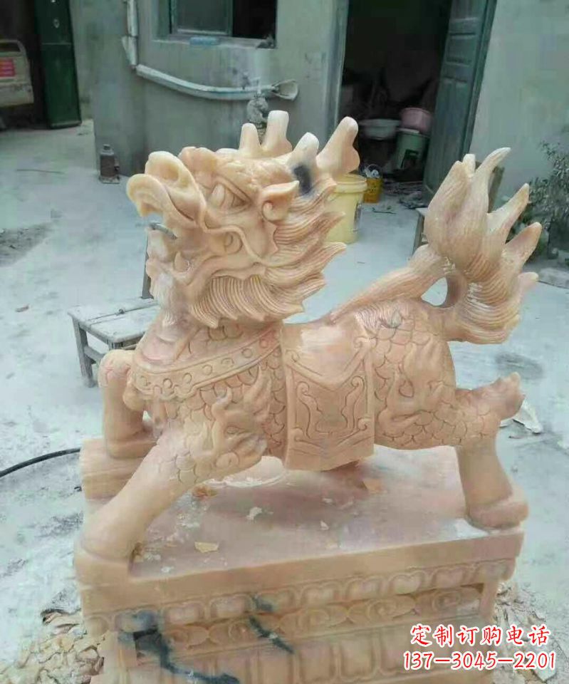 常州晚霞红麒麟雕塑112