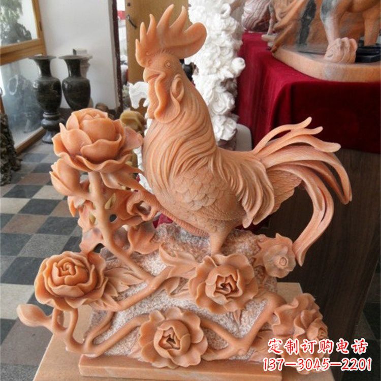 常州晚霞红石雕公鸡雕塑