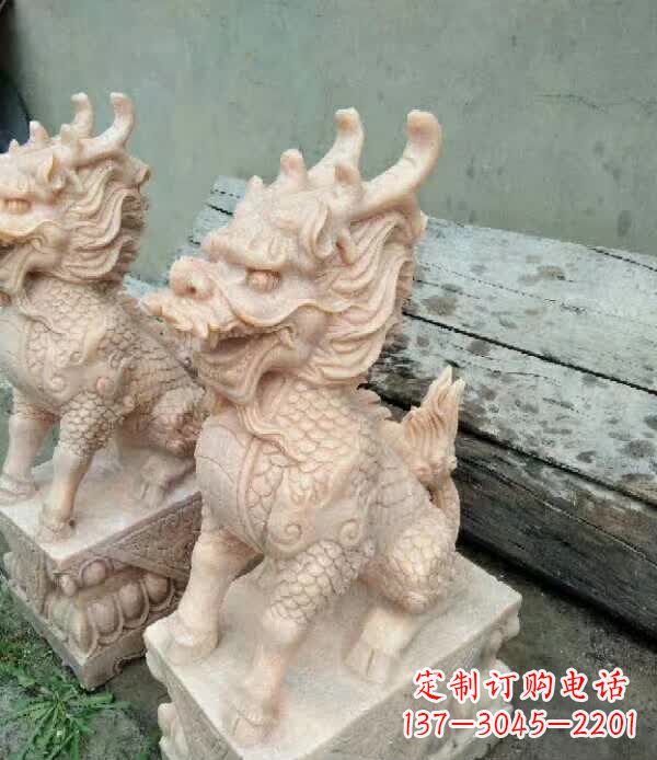 常州晚霞红石雕麒麟