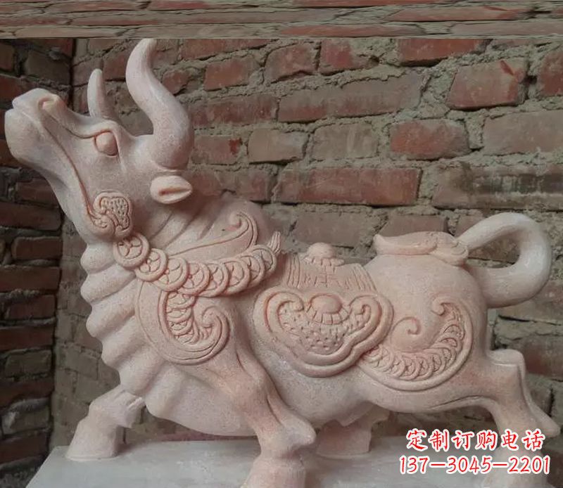 常州晚霞红小牛雕塑
