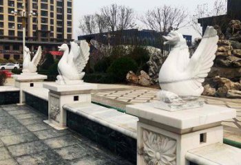 常州中领雕塑提供最高质量的天鹅雕塑定制服务。…