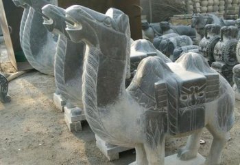常州青石骆驼雕，把动物活灵活现