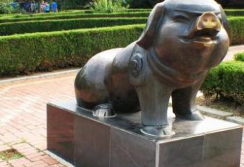 常州古典中国十二生肖猪铜雕塑