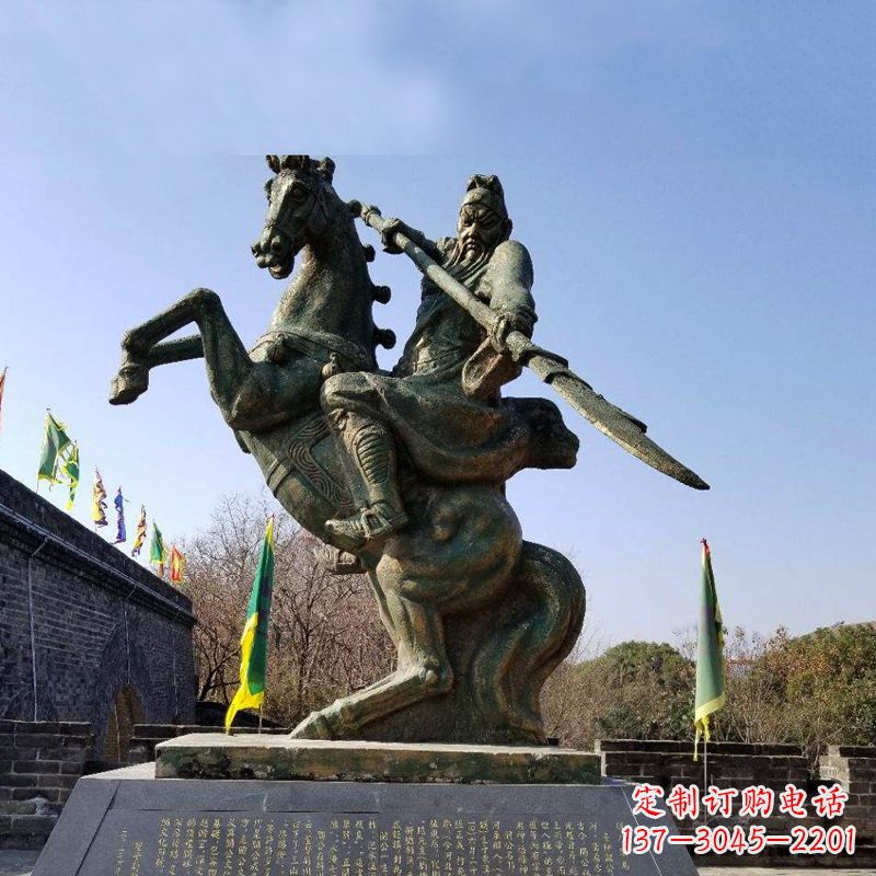 常州五虎上将关羽骑马舞大刀铜雕景观