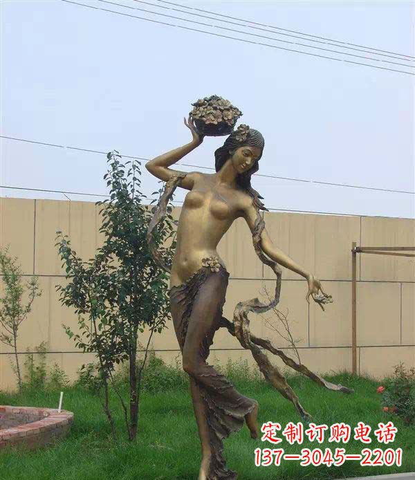 常州西方美女公园人物铜雕