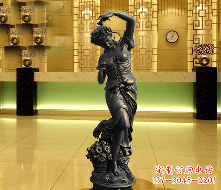 常州西方女人别墅景观铜雕