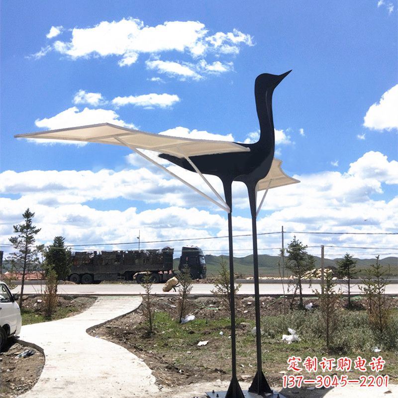 常州仙鹤不锈钢遮阳亭景观雕塑