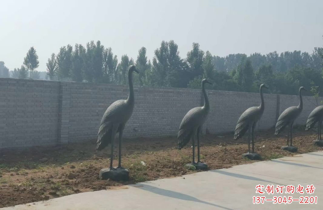 常州仙鹤抽象铜雕