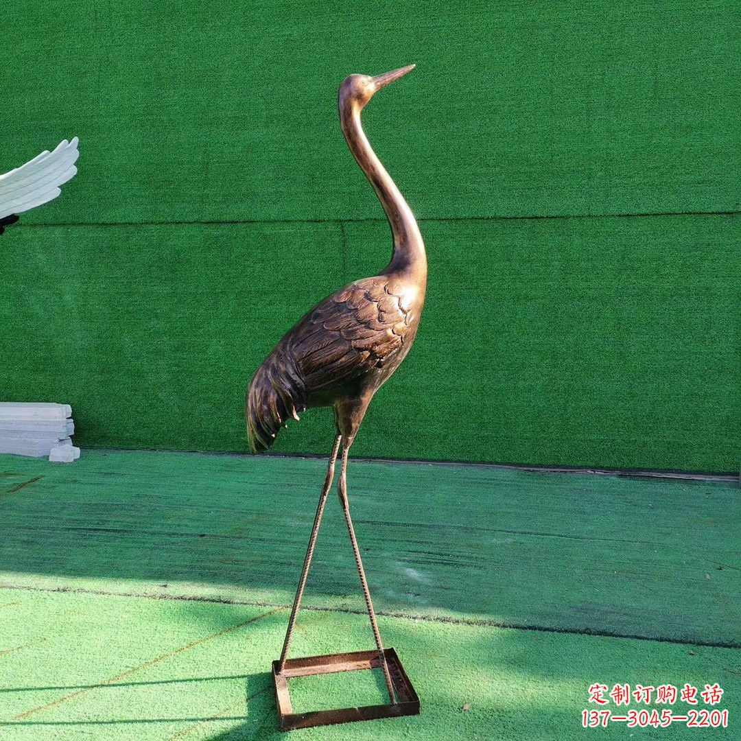 常州仙鹤衔芝铜雕