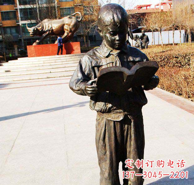 常州校园看书的小学生人物铜雕