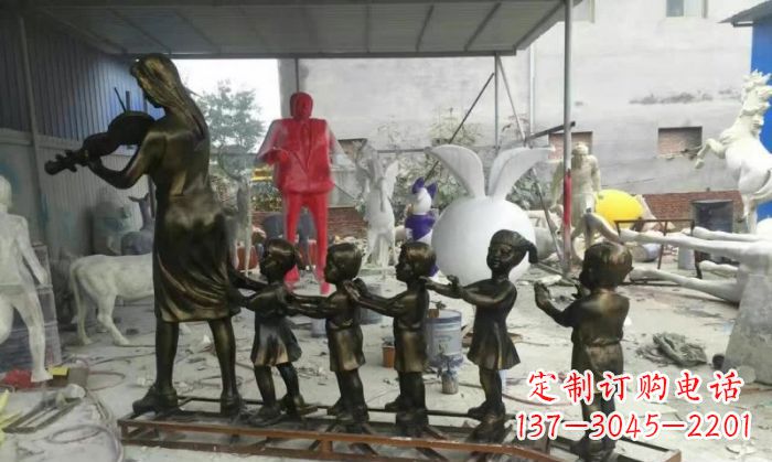 常州校园老师和儿童铜雕
