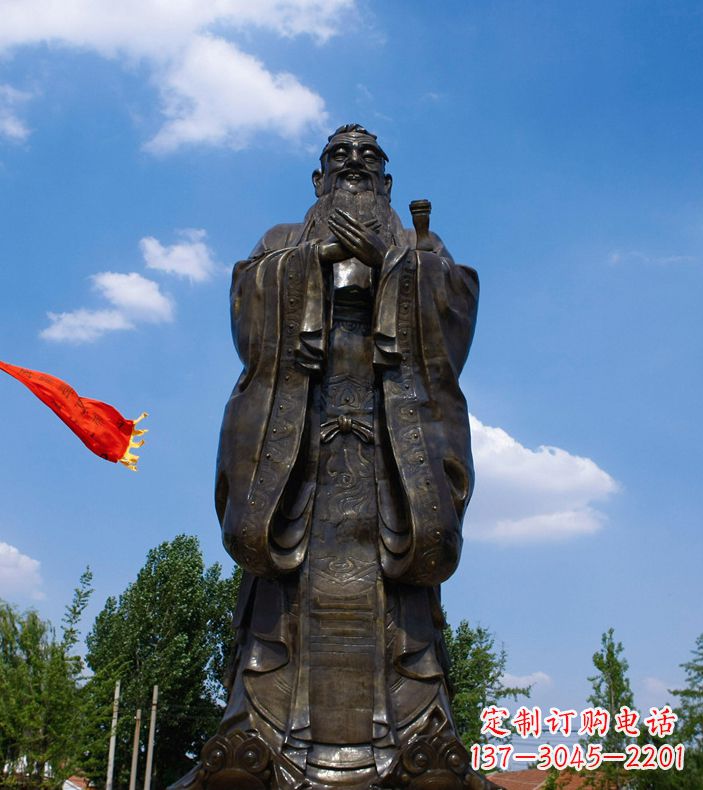 常州校园里的孔子雕像