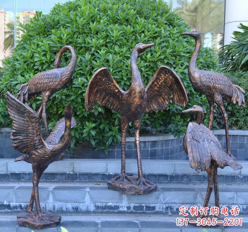 常州展翅仙鹤雕塑