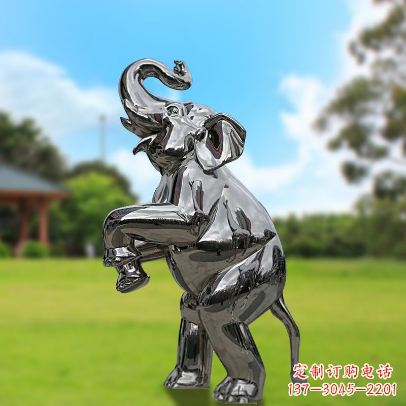 常州站立的不锈钢小象雕塑