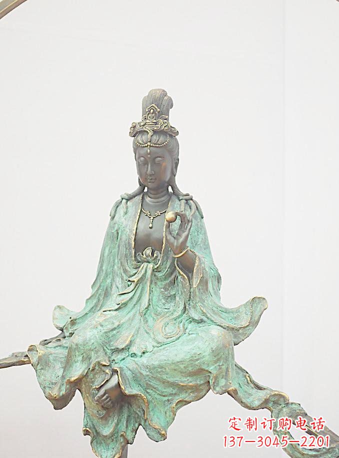 常州铸铜观自在观音雕像
