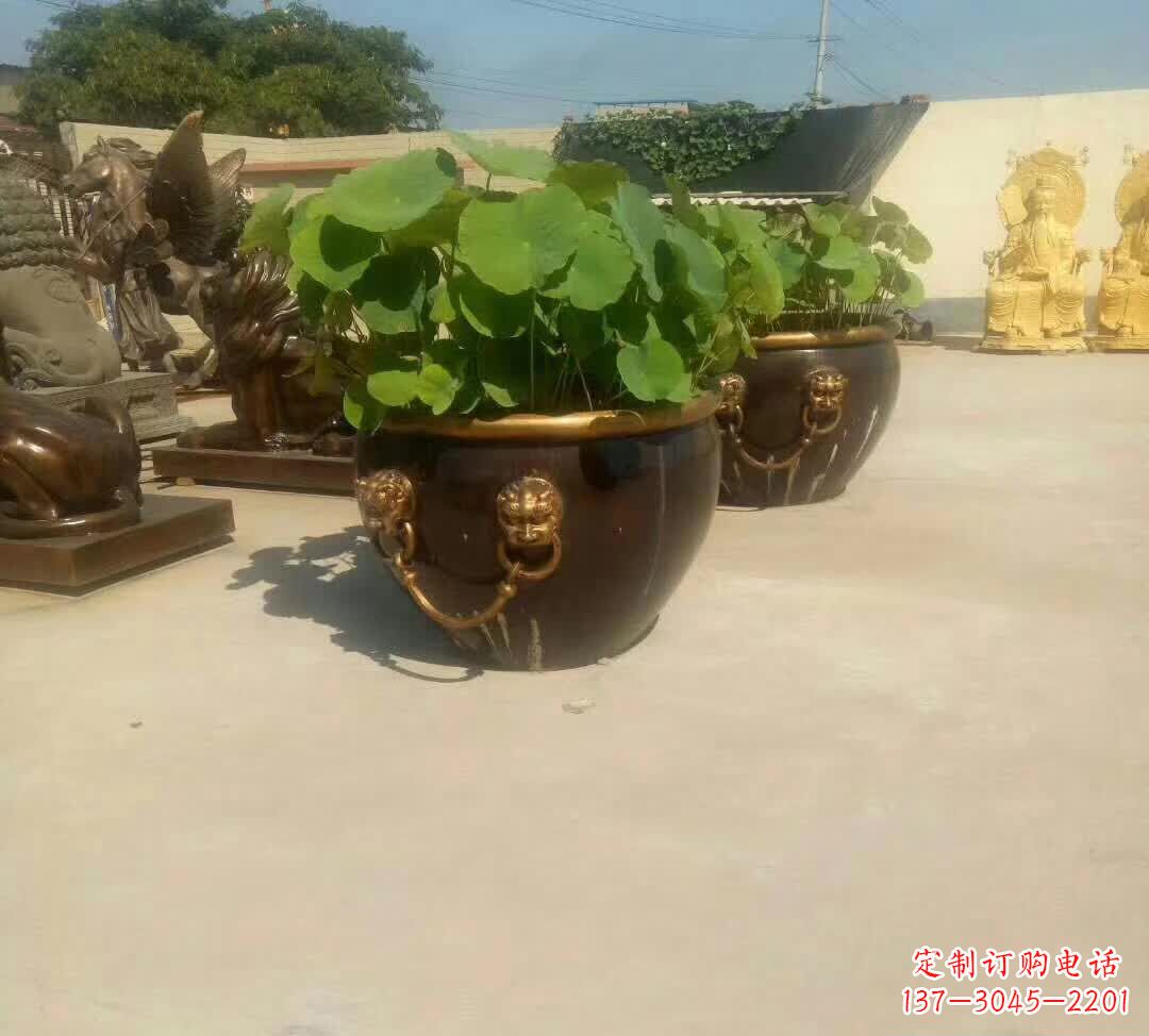 常州铸铜狮子头水缸雕塑