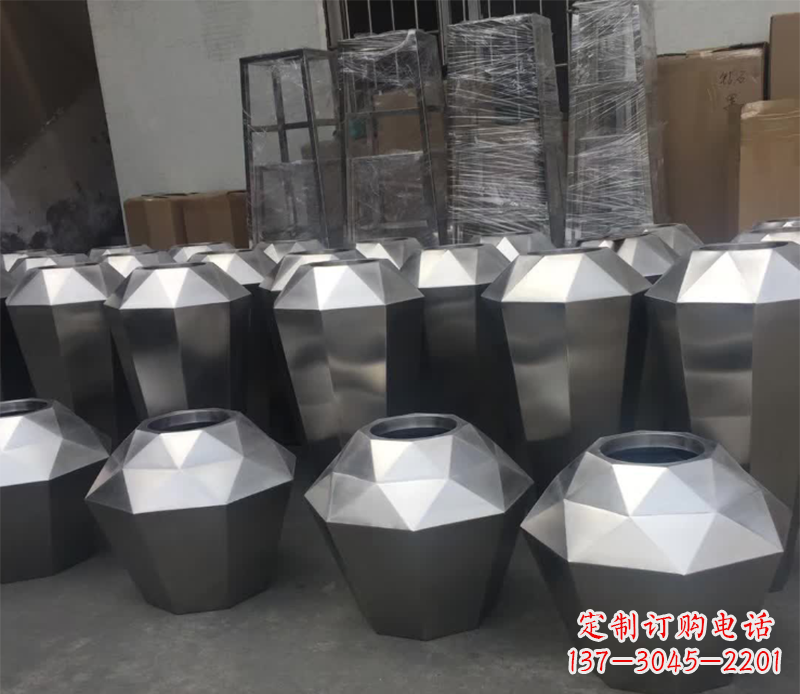 常州不锈钢组合花盆雕塑