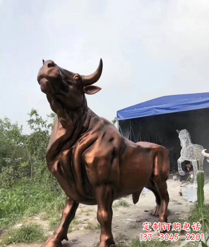 常州紫铜牛动物雕塑