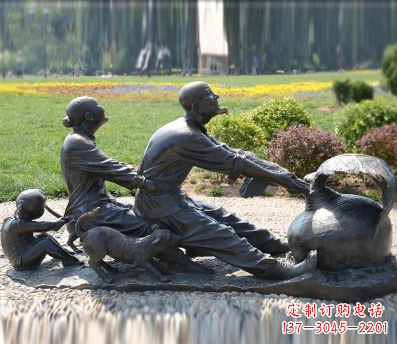 常州祖孙三人拔萝卜铜雕